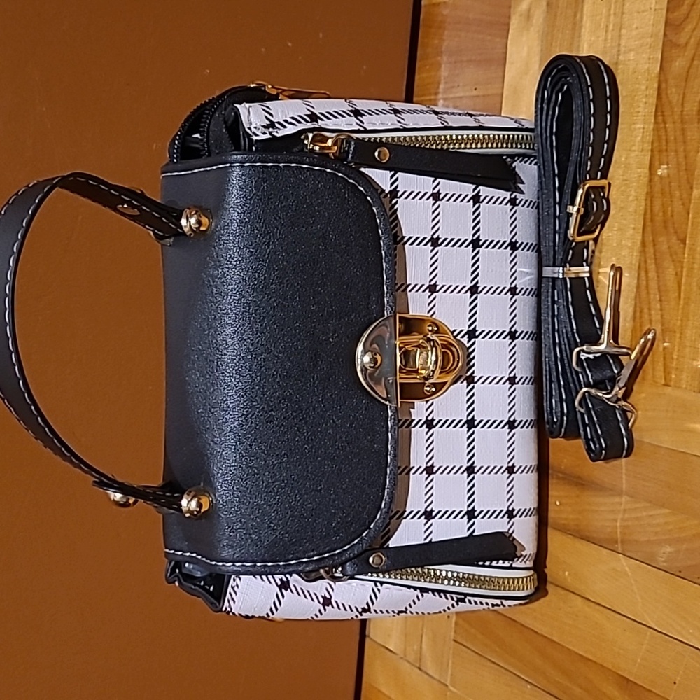 Vegan black and white crossbody bag!
